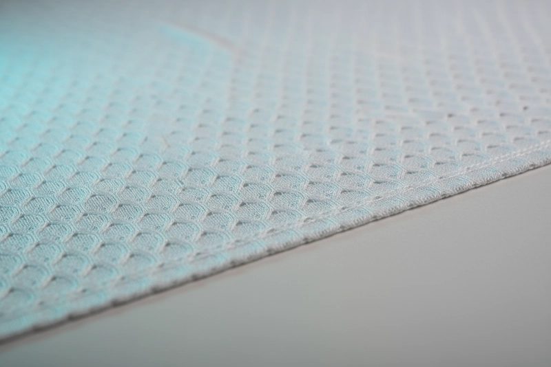 Breathable mesh fabric for gym clothing
