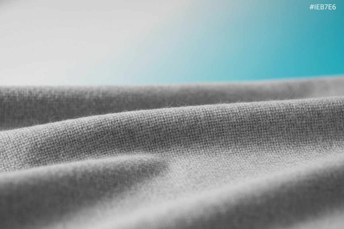 Merino wool cycling fabric - Natural temperature regulating material for custom cycling wear manufacturer