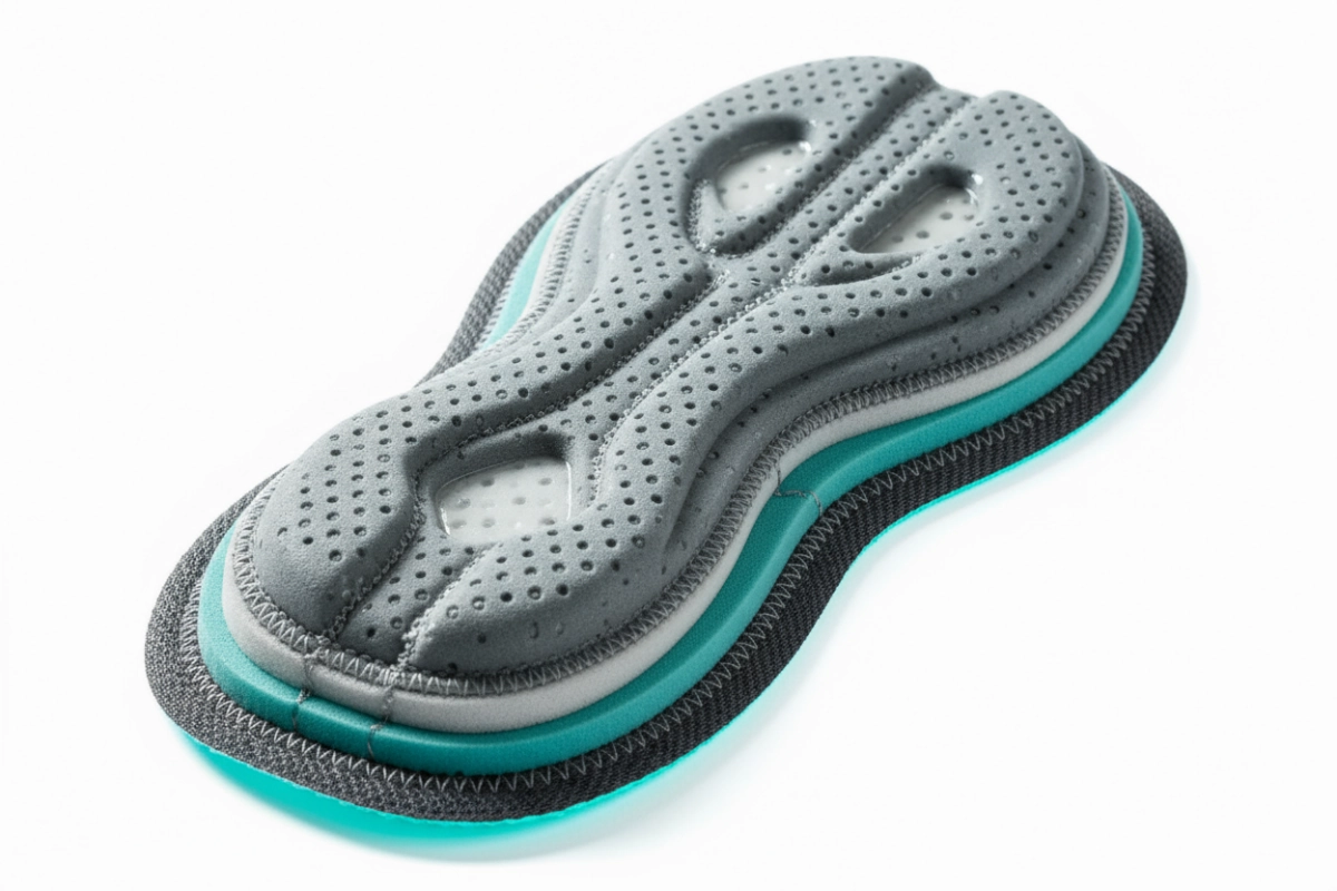 Padded cycling shorts inserts - Reinforced comfort zones and chamois padding in custom bike shorts manufacturer