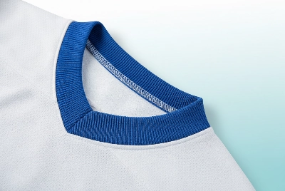 Crew neck collar style for hockey jerseys
