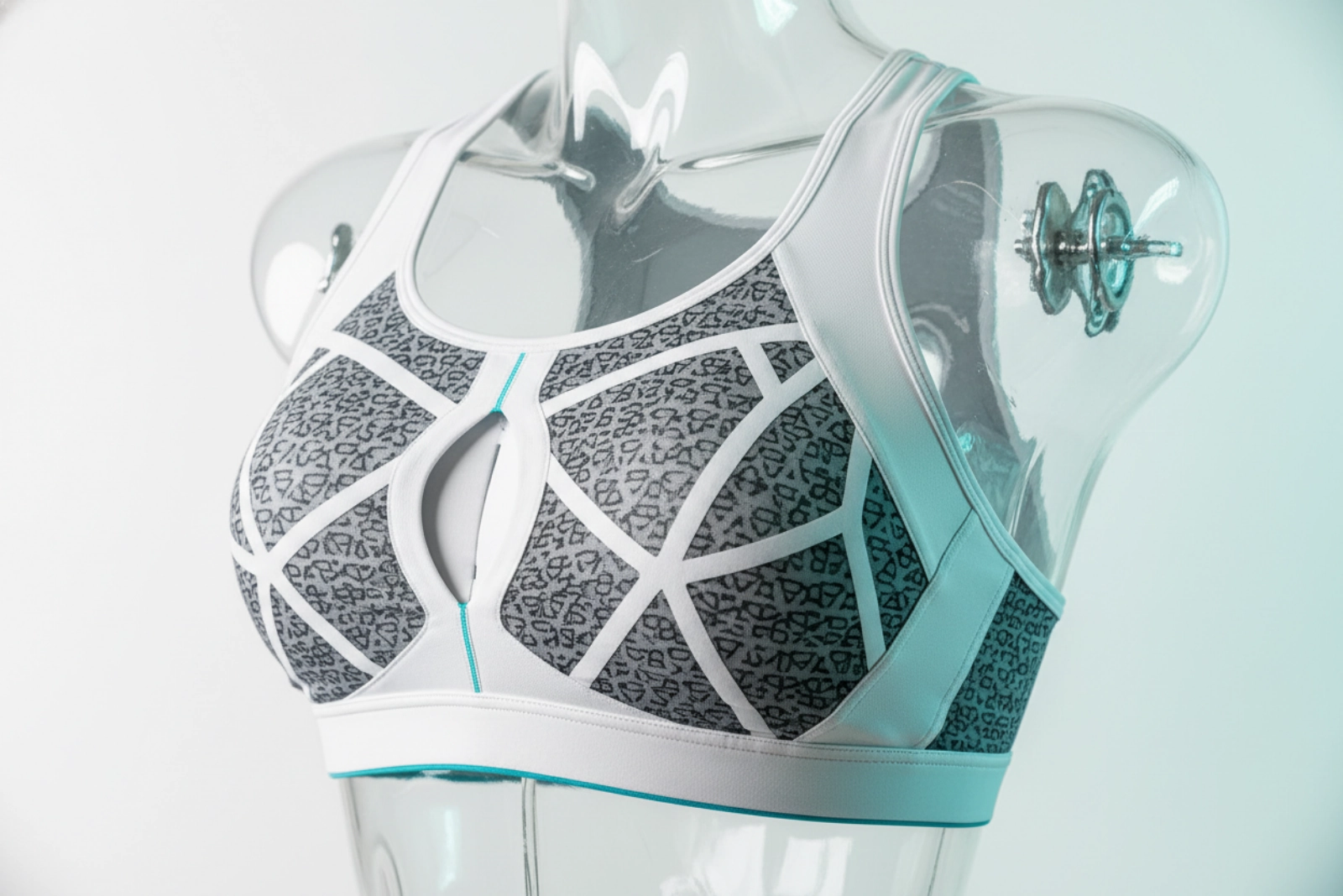 Custom sports bra manufacturer - high-impact athletic sports bras with removable padding and breathable mesh