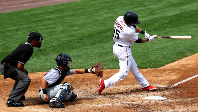 Polyester vs Cotton: Which Fabric Is Best For Baseball Uniforms? 21 image.png