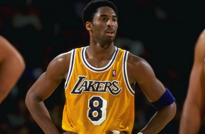 Top 10 Iconic Los Angeles Lakers Jerseys From Showtime to Black Mamba 20 image.png