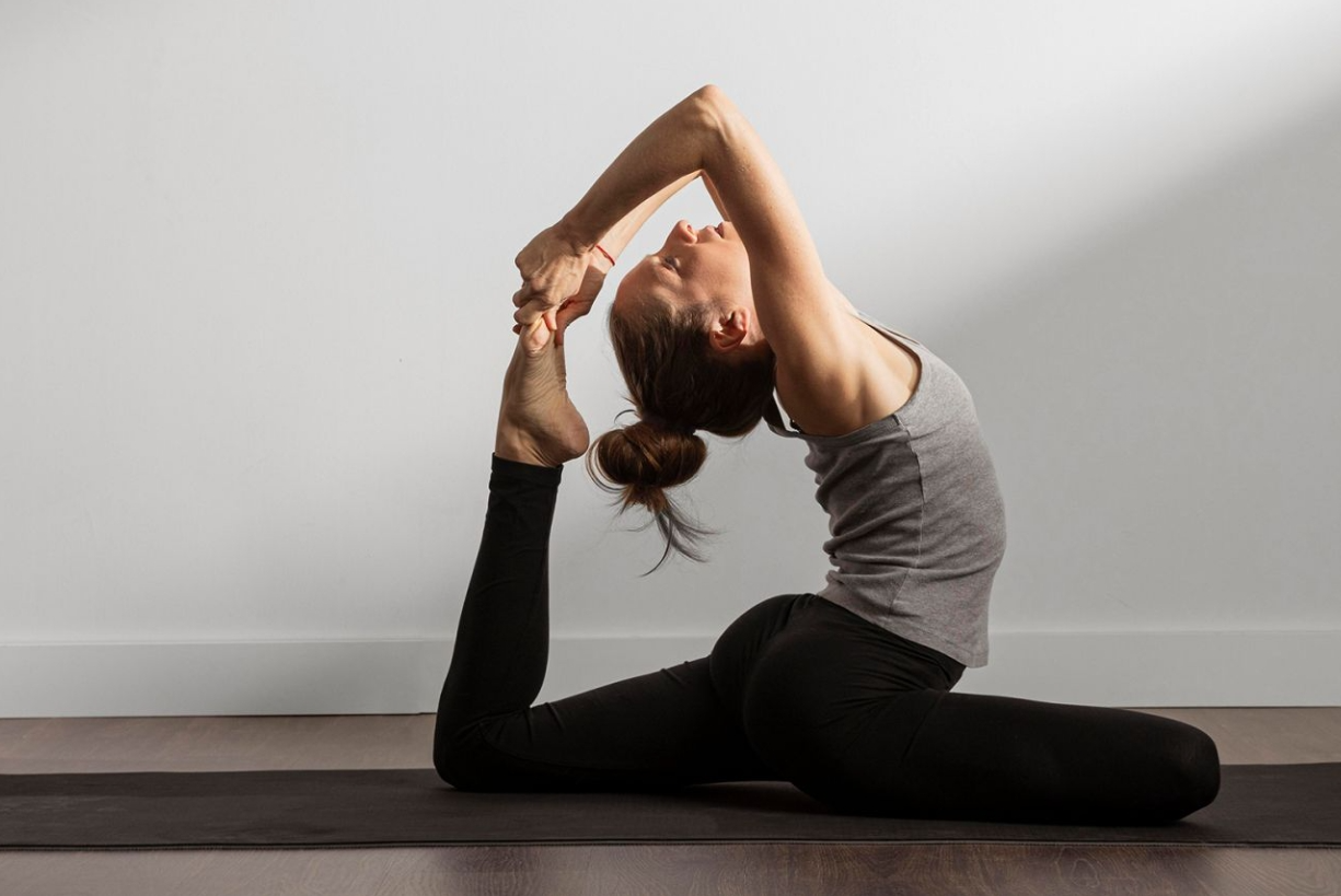 Why Nylon Yoga Leggings Fail the Squat Test: A B2B Case Study on Fixing Fabric Sheerness