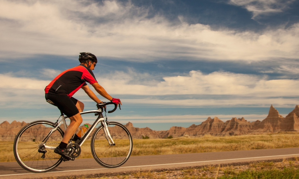 Top Italian Cycling Apparel Manufacturers for Road Brands