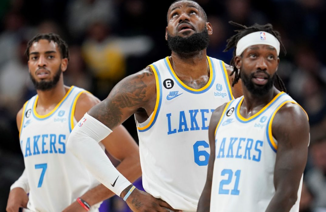 Top 10 Iconic Los Angeles Lakers Jerseys From Showtime to Black Mamba 25 image.png