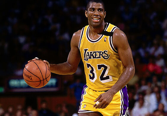 Top 10 Iconic Los Angeles Lakers Jerseys From Showtime to Black Mamba 17 image.png