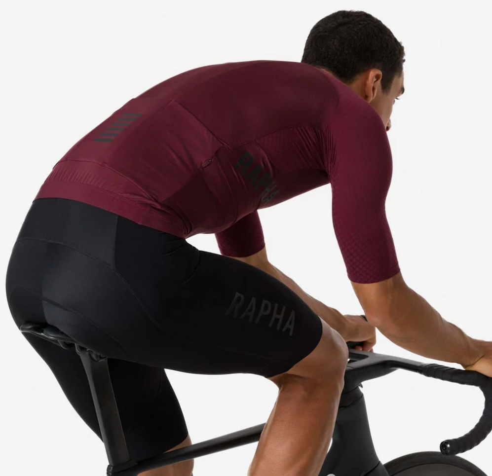 Best Cycling Kits Serious Riders Recommend for Road Cycling 2026