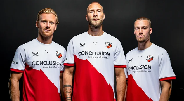 The 30 Best Soccer Jerseys Ever Designed: Ultimate Ranking (2025 Edition) 39 image.png