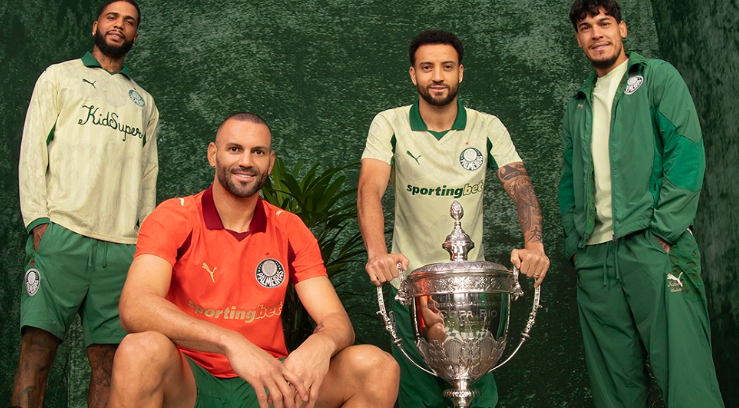 Top 10 Most Stunning Football Shirts of 2025/26 Season 25 image.png