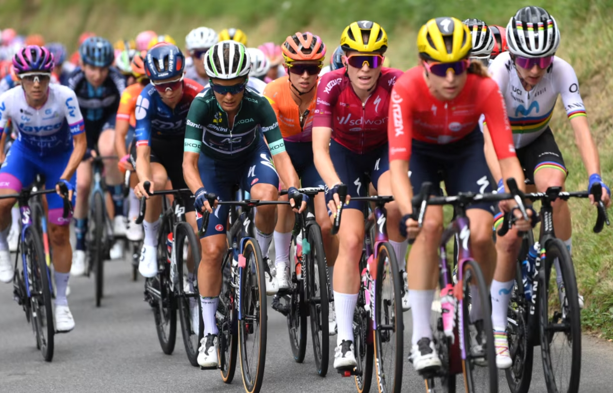 10 Benefits of Joining a Cycling Club